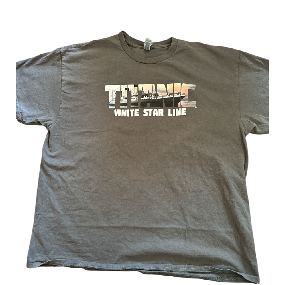 BOLD LETTERS TITANIC T SHIRT Men’s‎ Size 2XL Gray